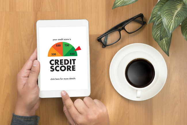 como melhorar score de crédito