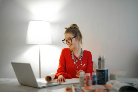 Adiantamento Salarial Instantâneo para Trabalhadores Independentes