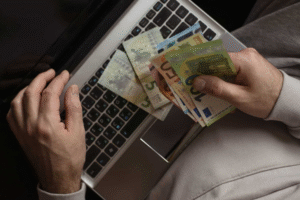 Reestruturação de Créditos: quando e como negociar com o banco para aliviar a sua prestação?